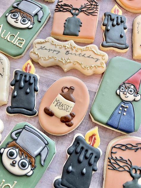 Over The Garden Wall Dessert, Over The Garden Wall Birthday Party, Over The Garden Wall Party Food, Over The Garden Wall Cake, Garden Cookies, Cartoon Cookie, Royal Icing Sugar, Sugar Cookie Designs, Royal Icing Decorations