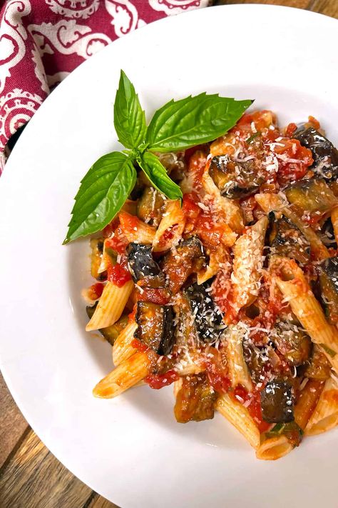 Pasta alla Norma Daring Gourmet, Eggplant Varieties, Traditional Pasta, Pasta Alla Norma, Traditional Italian Dishes, Eggplant Dishes, Italian Cheese, Plum Tomatoes, Crushed Tomatoes