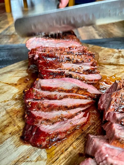 This Smoked Tri-Tip Recipe is coated with a bold Roasted Garlic Rub before being reverse-seared on our pellet grill. This is one of the easiest beef roasts to make, and one of the most impressive too! Bbq Tri Tip, Tritip Recipes, Beef Roasts, Steak Temperature, Smoked Tri Tip, Cooking A Roast, Traeger Recipes, Creamy Coleslaw, Traeger Grill