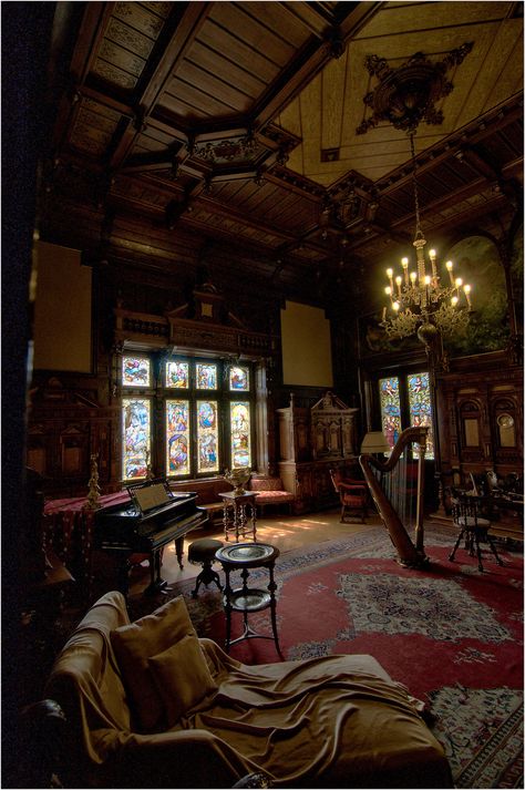 Peleș Castle, interior #1 | by Clive1945 Victorian Interiors, Peles Castle, Castles Interior, Design Living Room, Stained Glass Windows, Beautiful Interiors, Victorian Homes, 인테리어 디자인, My Dream Home