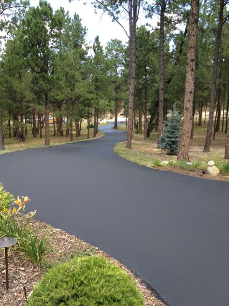 Asphalt driveway designed and installed by James Dawley Asphalt Paving Service Colorado Springs, CO Blacktop Driveway, Beautiful Driveways, Circle Driveway, Driveway Entrance Landscaping, Driveway Installation, Farm Entrance, Asphalt Driveway, Driveway Entrance, Driveway Design