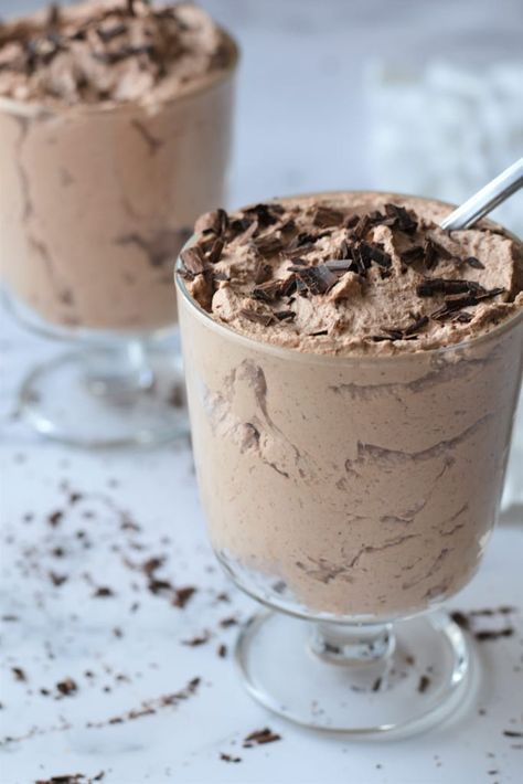 Irish Cream Chocolate Mousse - Home Sweet Table Gluten Free Banana Pudding, Irish Chocolate, Dairy Free Pudding, Homemade Vanilla Pudding, The Stay At Home Chef, Stay At Home Chef, Homemade Pudding, Chocolate Mousse Recipe, Baileys Irish Cream