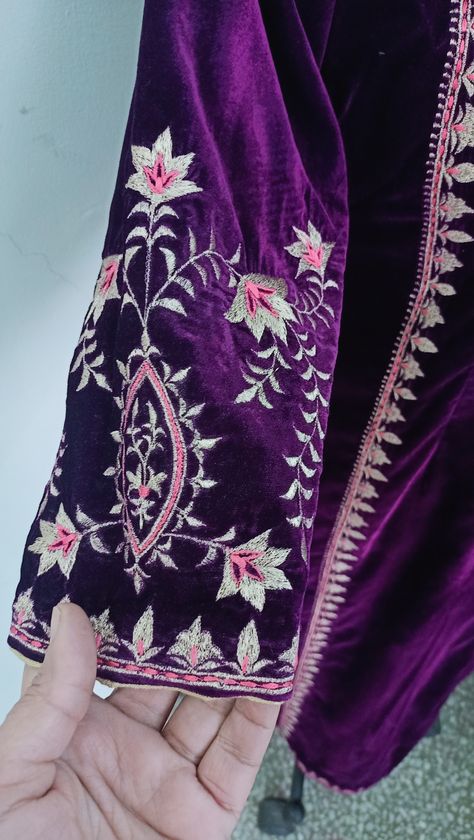 Burgundy wine shade velvete suit with aari embroidery Aari Work Suit Design, Wine Suit, 2023 Embroidery, Punjabi Dress Design, Embroidery Suits Punjabi, Suits Punjabi, Embroidery Suit, Machine Work, Punjabi Dress