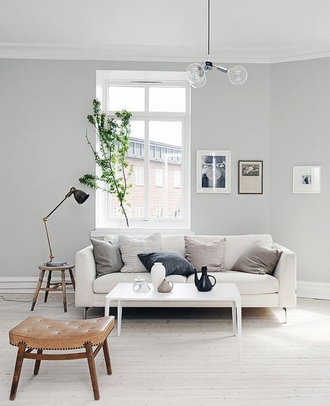 Light grey home with a mix of old and new - via cocolapinedesign.com Blue Paint Living Room, Living Room Decor Grey Couch, Grey Couch Decor, Grey Walls Living Room, Grey Couch Living Room, Minimalist Living Room Decor, Living Room Decor Gray, House Paint Interior, Light Grey Walls