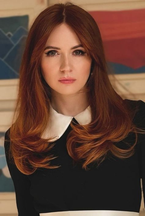 Karen Gillan Elizabeth Shannon, Jumanji Karen Gillan, Karen Gillan Doctor Who, Karen Gillen, Mary Ann And Ginger, Red Haired Actresses, Karen Gillian, Red Hair Inspo, Hollywood Heroines