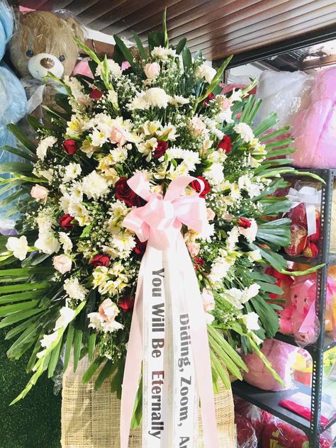 💐 Send Your Condolences with Beautiful Funeral Flowers to Cebu 💐 🌸 Losing a loved one is never easy, but expressing your sympathy and support can bring comfort to those who are grieving. At Cebuflower.com , we understand the importance of honoring the memory of your loved ones with heartfelt gestures. That's why we offer prompt and reliable funeral flower delivery services to Cebu, ensuring your condolences reach their destination with care. Condolences Flowers, Condolence Flowers, Cebu Philippines, Flower Delivery Service, Losing A Loved One, Cebu, Flower Delivery, Floral Arrangements, Philippines