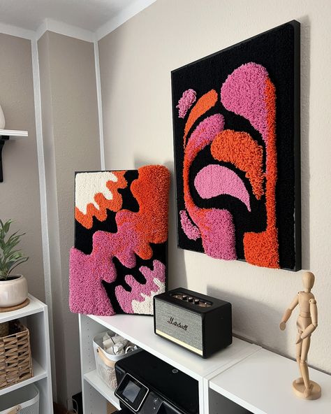 Neon Collection 💥 ——— Names: Neon Fluff (Sold💥) & Neon Delight Use: framed wallrugs Size: 40x60cm & 50x70cm Height: 30mm + frame Material: 🐑 wool & acrylic yarn (white) #tufting #wandteppich #rugs #textileart #interior #dekor #crafts #create #art #wool #custom Rug Tufting Art, Yarn Art On Canvas, Tufting Studio, Pom Pom Art, Carpet Design Pattern, Abstract Rug Design, Tufting Ideas, Rug Tufting, Textiles Artwork