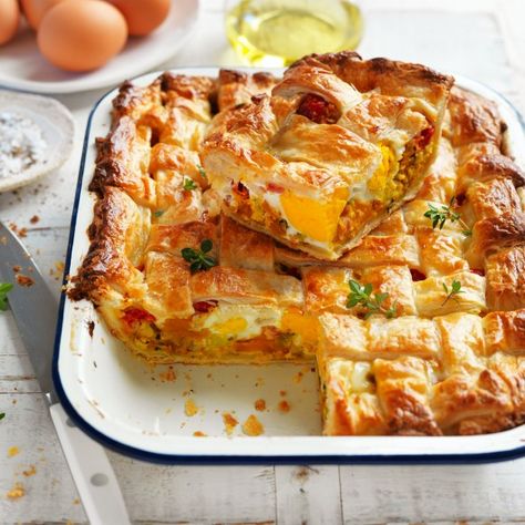 Collect this Egg, Bacon and Veggie Pie recipe by Australian Eggs. MYFOODBOOK.COM.AU | MAKE FREE COOKBOOKS Egg Recipes For Breakfast Healthy, Recipes For Breakfast Healthy, Veggie Pie Recipe, Bacon Pie Recipe, Egg Recipes For Lunch, Egg And Bacon Pie, Veggie Pie, Sandwich Egg, Egg Recipes For Dinner