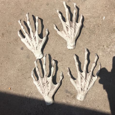 Halloween Plastic Skeleton Hands Witch Hands Haunted House Escape horror props Decorations Horror Props, Halloween Circus, Plastic Skeleton, Witch Hands, Fairy Halloween Costumes, Hallowen Ideas, Happy Halloween Witches, Halloween Props Diy, Haunted House Props