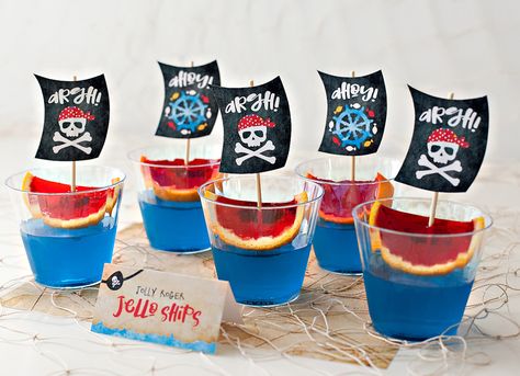 Pirate Themed Food, Pirate Party Food, Birthday Party Ideas For Boys, Pirates Theme, Pirate Party Decorations, One Piece Birthdays, Pirate Themed Birthday Party, Pirate Themed Birthday, Pirate Ships