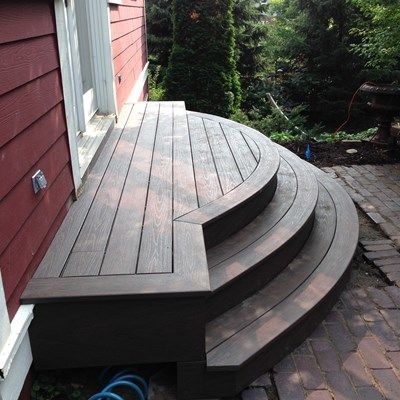 Backyard Stairs From House, Backdoor Steps To Patio, درج السلم, Patio Stairs, Porch Stairs, Front Porch Steps, Concrete Patios, Patio Steps, Deck Steps