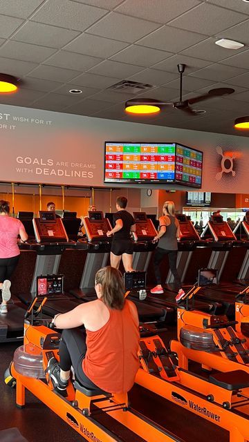 Orangetheory Fitness | Oakleaf on Instagram: "Reminiscing on #orangetheory’s Catch Me if You Can Benchmark. 🚩😎" Orange Theory Fitness Aesthetic, Orange Theory Aesthetic, Orangetheory Aesthetic, Orangetheory Workout, 2024 Manifestation, Orange Theory, Orange Theory Workout, 2023 Vision, Manifestation Board