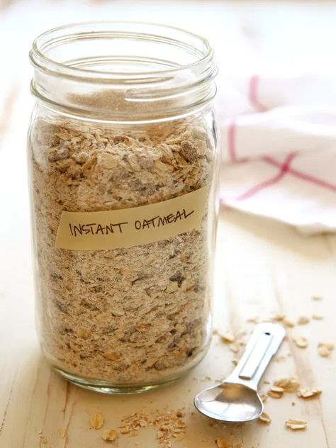 Make Your Own Oatmeal Packets, Homemade Oatmeal Packets, Instant Oatmeal Recipes, Homemade Instant Oatmeal, Instant Oatmeal Packets, Diy Oatmeal, Diy Mixes, Homemade Oatmeal, Oatmeal Packets