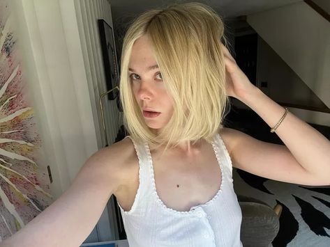 Elle Fanning Just Made Her Most Dramatic Hair Change Yet Elle Fanning Hair, Celebrity Bobs, Dramatic Hair, Cut Her Hair, Body Hair Removal, Celebrity Hair Stylist, Style Punk, Blonde Bobs, Long Blonde Hair