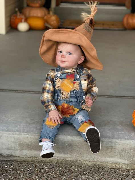 Toddler Grandpa Costume, Diy Baby Scarecrow Costume, Toddler Scarecrow Costume Boy, Toddler Halloween Costumes For Boys Diy, Baby Scarecrow Costume Boy, Diy Toddler Boy Costume, Infant Scarecrow Costume, Autumn Costume Kids, 10 Month Old Halloween Costume