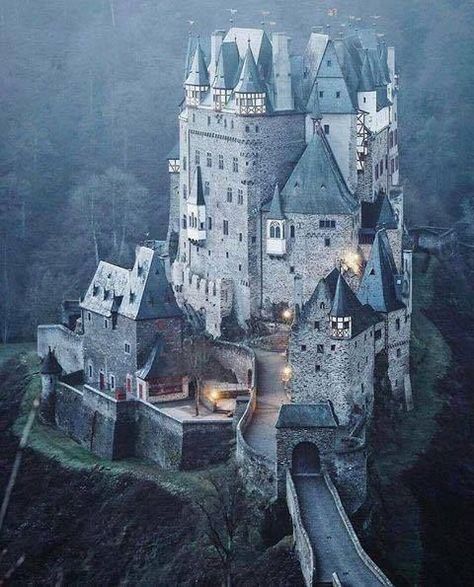 Castle Eltz, Virsheme, Germany Eltz Castle, Castle Mansion, Castle Aesthetic, European Castles, Germany Castles, Fantasy Castle, Fantasy Places, Beautiful Castles, A Castle