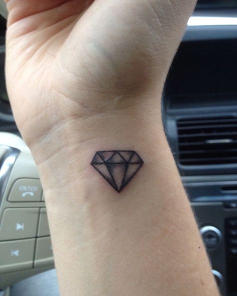 Diamond Tattoo On Wrist, Minimalist Diamond Tattoo, Tattoo Ideas Diamond, Diamond Hand Tattoo, Diamond Tattoo Designs For Women, Small Diamond Tattoo, Armour Tattoo, Diamond Tattoo Designs, Unique Wrist Tattoos