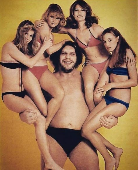 Giant People, Professional Wrestlers, Andre The Giant, Wrestling Superstars, Pro Wrestler, Wwe Wrestlers, Ernest Hemingway, Professional Wrestling, Life Facts