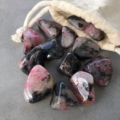 Rhodonite Properties, Spiritual Shop, Meditation Spiritual, Healing Yoga, Spiritual Love, High Vibrational, Holistic Living, Yoga Jewelry, Root Chakra