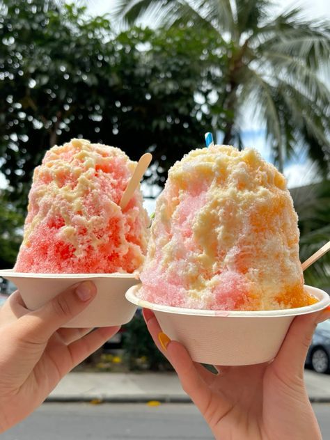 Hawaii Shaved Ice Aesthetic, Hawaiian Shaved Ice Aesthetic, Hawaii Shaved Ice, Hawaii Aesthetic Food, Shaved Ice Aesthetic, Shave Ice Hawaii, Hawaii Foods, Hawaii Desserts, Shaved Ice Recipe