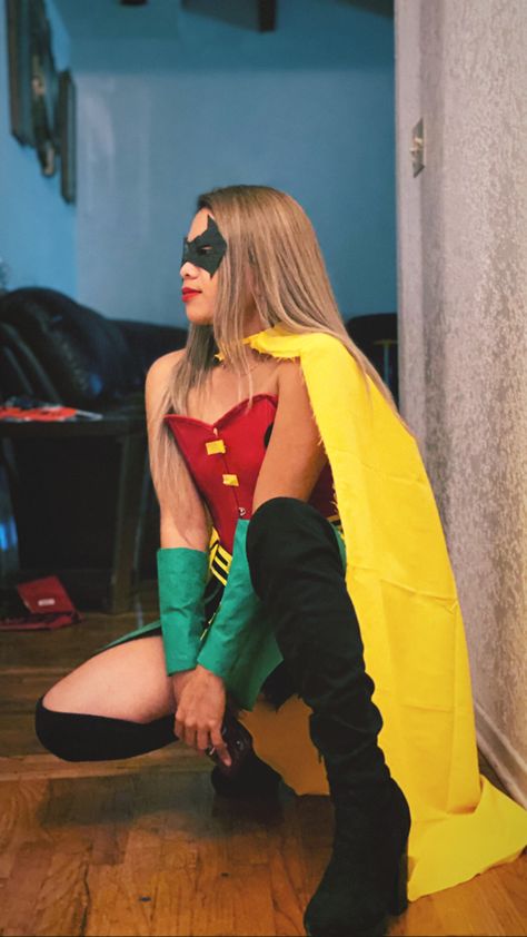 Robin Halloween Costume Women, Female Robin Costume, Robin Costume Women, Robin Girl Costume, Robin Halloween Costume, Ideas Disfraz, Robin Girl, Female Robin, Robin Costume