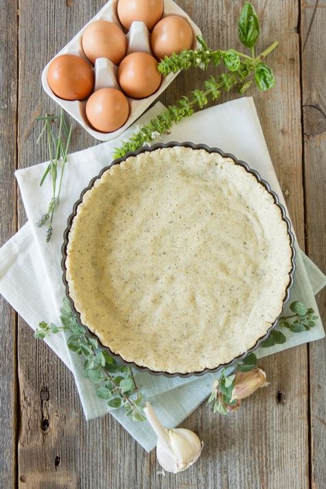 Paleo Quiche Crust Essen, Paleo Quiche Recipes, Paleo Quiche Crust, Hazelnut Pie, Paleo Quiche, Quiche Crust, Wild Diet, Cave Girl, Gf Baking