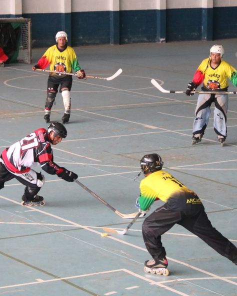 Algunos de los #Momentos que nos dejó el Campeonato Nacional de Hockey En Línea Guatemala 2024 que se realizó en el complejo deportivo de Livingston Izabal #Kaibiles #Piratas #Correcaminos #Chimaltenango #Tigres #SomosFedepag tu federación. #hockey #hockeylife #hockeyplayer #hockeyislife #hockeygame #hockeymask #hockeyfan #hockeygram #hockeymom #hockeyplayers #hockeygirl #hockeylove #hockeyboy #hockeystick #hockeysyndicate #hockeytime #Guatemala #GT #Guate #Izabal #Livingston #NHL Livingston, Guatemala, Nhl, Hockey, Ice Hockey