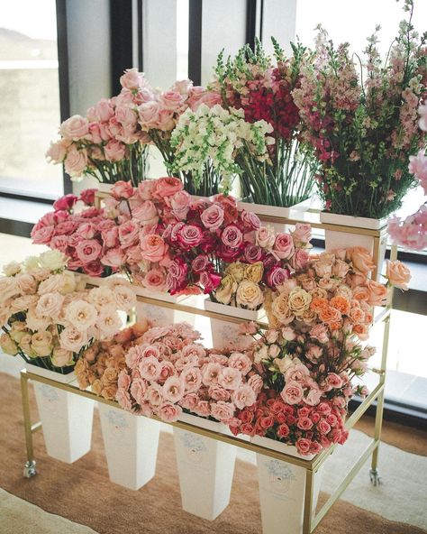 💐EUROPEAN CHIC GARDEN BRIDAL SHOWER💐 In our opinion the most important design element during a bridal shower is the florals! Our client wanted the florals to be the main decor of her shower and we couldn’t agree more! We loved playing with all of these beautiful summery colors🌸💐💕 #bridalshower #bridalshowerdecor #floraldesign #floraldesigner #mylofleur #floralstylist Porto, Bridal Shower Colorful Flowers, Love Is In Bloom Decor, Bridal Shower Ideas Love Is In Bloom, Bridal Shower Love In Bloom, Love Is In Bloom Bridal Shower Theme Decorations, Bridal Shower Love Is In Bloom, Love In Bloom Bridal Shower Ideas, Love Is In Bloom Bridal Shower Theme