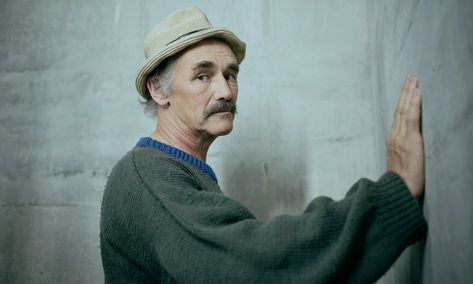 ‘Don’t be frightened of chaos’: Mark Rylance answers questions from readers and famous fans | Mark Rylance | The Guardian Mark Rylance, Shakespeare Characters, Joseph Fiennes, Taylor Russell, Judi Dench, I Ching, Twelfth Night, Miles Davis, Oscar Winners