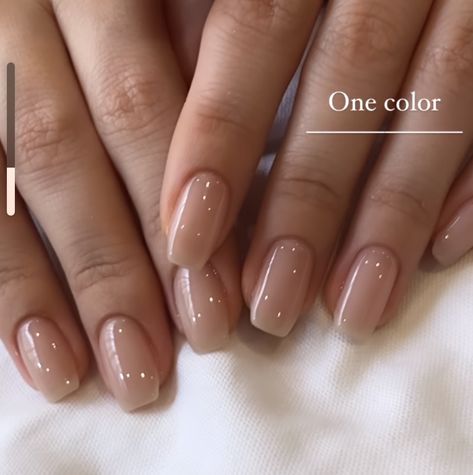 Buffed Acrylic Nails, Simplistic Nails Short, Nails For Yellow Undertone Skin, Light Beige Nails Acrylic, Oldmoney Nails Idea, Clear Nude Gel Nails, Your Nails But Better, Tan Skin Nails Color, Colors For Yellow Undertones