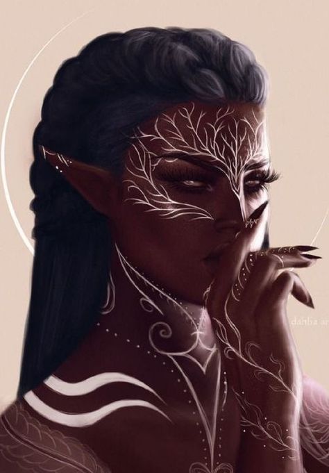 Forest Dragon Aesthetic, Drow Elf Makeup, Vallaslin Dragon Age, Black Elf Aesthetic, Dark Skinned Elf, Elves Drawing, Dark Elf Costume, Dark Elf Aesthetic, Dark Elf Cosplay