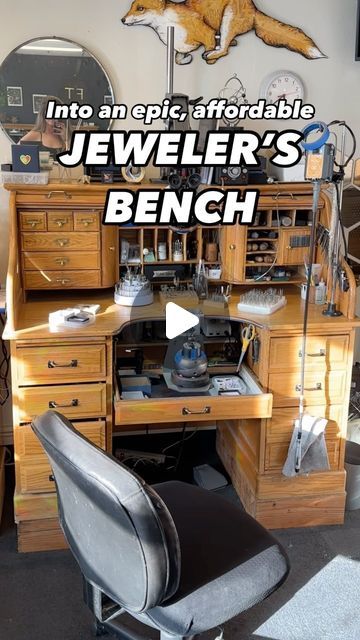 Jewelry Bench Organization, Diy Jewelers Bench, Bench Pin Modifications, Home Jewelry Studio, Tabletop Jewelers Bench, Diy Jewellery Bench, Jeweller Bench, Bench Jeweler Tools, Jewelry Studio Space