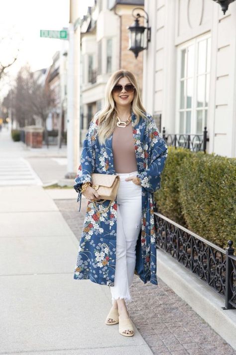 Floral Duster Long Duster Outfit, Print Cardigan Outfit, Duster Outfit, Krystin Lee, Fashion Week Dresses, Kimono Outfits, Floral Duster, Gorgeous Prom Dresses, Long Duster