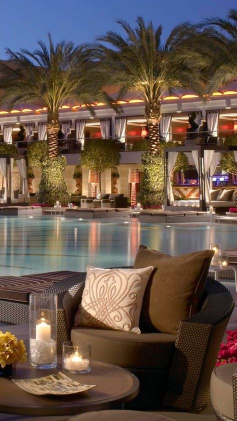 Best Boutique Hotels In Las Vegas Las Vegas, Hotels In Las Vegas, Las Vegas Boulevard, Vegas Nightlife, Romantic Resorts, Best Boutique Hotels, Vegas Hotel, Luxury Amenities, Small Hotel