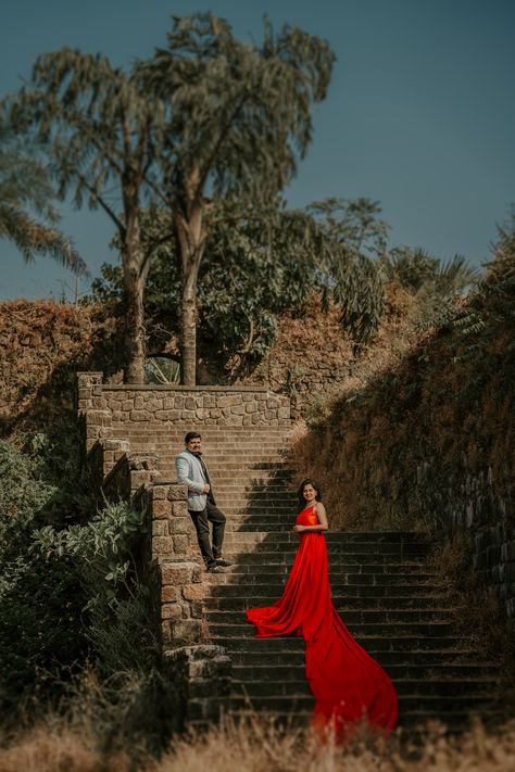 Vasai Fort Pre Wedding, Vasai Fort, Pre Wedding Poses, Wedding Poses, Couple Photography, Pre Wedding, Photo Frame, Fort, Photography