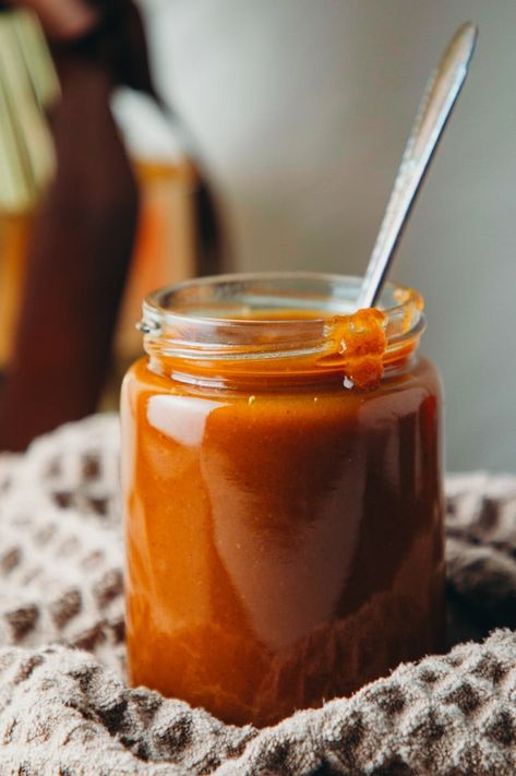 The Best Starbucks Pumpkin Spice Syrup Recipe (Copycat!) Pumpkin Sauce For Pancakes, Pumpkin Sauce For Coffee, Starbucks Pumpkin Spice Syrup Recipe, Pumpkin Syrup Recipe, Pumpkin Spice Syrup Recipe, Pumpkin Pancakes Easy, Pumpkin Syrup, Starbucks Pumpkin Spice, Pumpkin Sauce