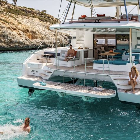 ⛵G U L L W I N G 💧55' Sail Catamaran 📍BVI 💧8 Guests 💧4 luxury ensuite cabins 💧3 Crew 💧All Inclusive 💧5 Night Minimum 💧Premium Water Toys 📆 Available dates in 2024: April 28 - May 21 June 01 - 13 July 08 -15 November 15 - Feb 01 Open Starting at $30,850 inclusive. Ask us for a quote! 📧michelle@sheeryachting.com www.sheeryachting.com/listings/charter-catamaran-gullwing #yacht #sailinggullwing #catamaran #yachting #charteryacht #privateyacht #crewedcharter #allinclusive #allinclusivegetawa... Catamaran Aesthetic, Tulum Bachelorette, Family Sailing, Luxury Ensuite, Boat Aesthetic, Catamaran Charter, Wealthy Life, Australian Summer, Family Summer Vacation