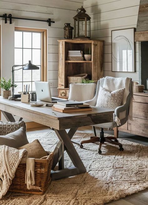 Large Farmhouse Desk, Shiplap Office Ideas, Executive Office Decor For Women, Farmhouse Home Office Ideas For Women, Cozy Modern Office, Home Office Inspiration Farmhouse, Modern Country Office, Country Cottage Office, Vintage Farmhouse Office