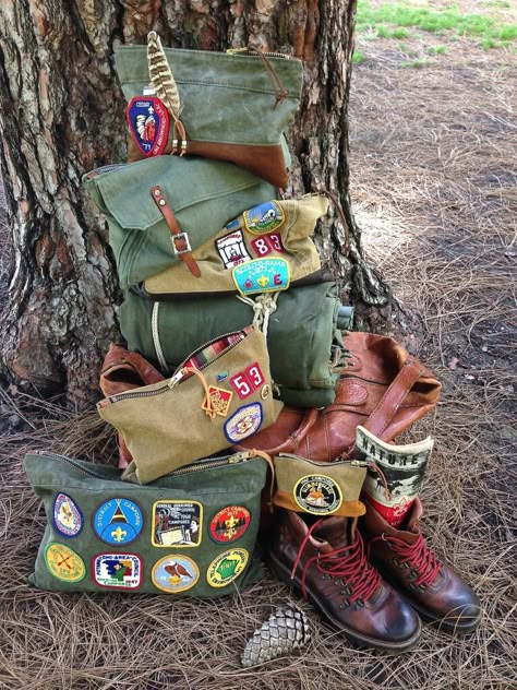 Scout Aesthetic, Tales From The Loop, Boy Scout Camping, Camp Aesthetic, Canvas Duffel Bag, Wild Camp, Vintage Boy Scouts, Scout Badges, Scout Bags