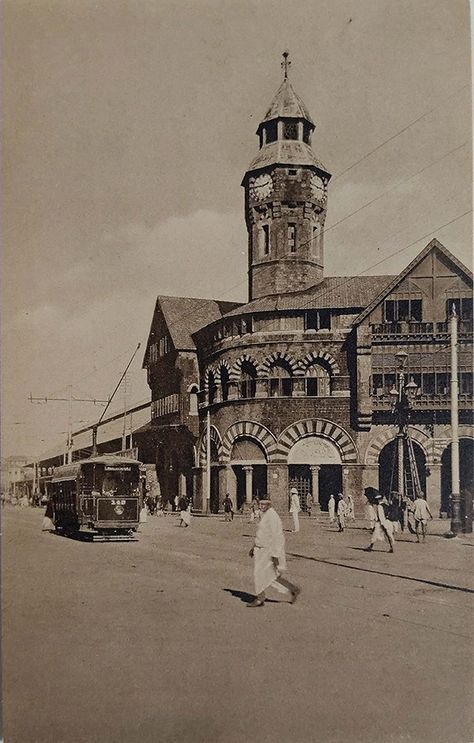 Old Bombay, Crawford Market, Mumbai Travel, Historical India, Colonial Art, India Gate, Mumbai City, Lighthouse Pictures, History Of India