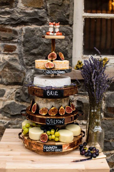 Wedding Cheese Cake Wedding Cheese, Cheesecake Wedding Cake, Wedding Cheesecake, Cheese Wedding Cake, Wedding Cake Alternatives, Wedding Buffet, Cool Wedding Cakes, Wedding Catering, Wedding Cake Designs