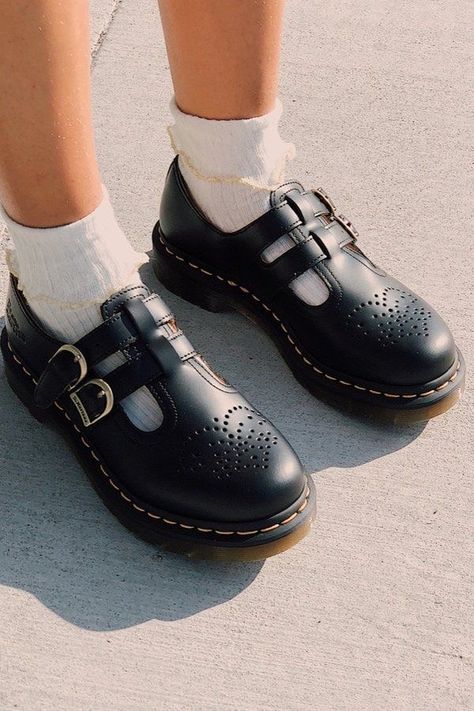 Doc Martens Mary Janes Outfit, Doc Marten Mary Janes, Mary Jane Doc Martens, Doc Martens Mary Janes, Dr Martens Mary Janes, Mary Jane Outfit, Mary Janes Outfit, Mary Jane Shoes Outfit, Martens Style