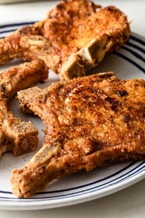 Fried Pork Chop Seasoning, Fried Pork Steaks, Frying Pork Chops, Extra Crispy Pork Chops, Root Beer Pork Chops, Simple Fried Pork Chops, Best Fried Pork Chops Recipes, Breaded Fried Pork Chops Skillet, Southern Fried Pork Chop Recipes