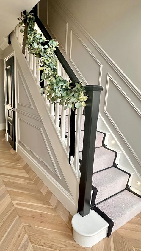 Instagram Two Tone Banister Stairways, Hall Staircase Design, Aesthetic Staircase Ideas, Panelled Walls On Stairs, Victorian Entrance Hall Ideas, Panelling Stairs Stairways, Banister And Railing Ideas, Hall Landing Ideas, Square Entrance Hall Ideas