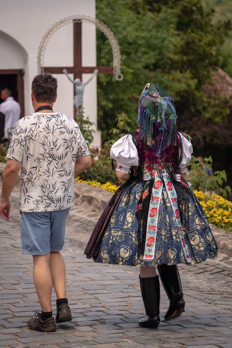 Austrian Folk Costume, Folklore Photography, Bimbocore Outfits, Hungarian Embroidery, Folk Costume, Eastern Europe, Lolita Fashion, Harajuku, Embroidery