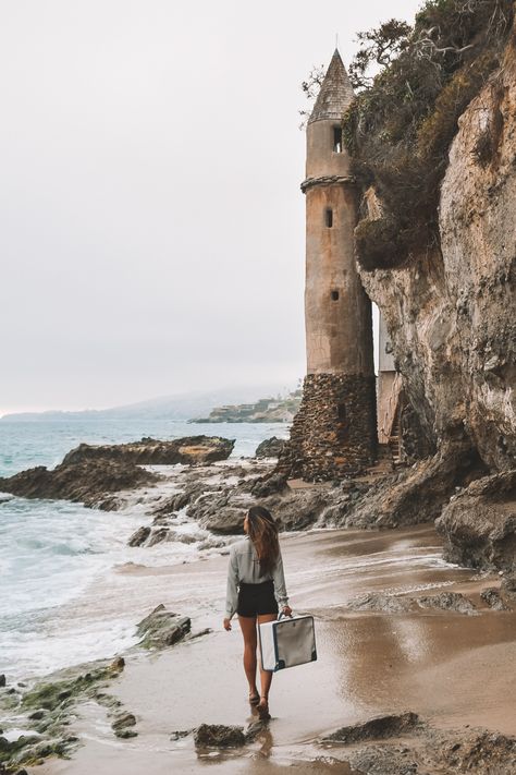 Pirate Tower at the scenic Victoria Beach in Laguna Beach // Our guide to the best beaches to visit in Southern California // #California #SouthernCalifornia #BestBeaches #LagunaBeach California Attractions, America California, Victoria Beach, Best Beaches To Visit, Southern California Beaches, Beaches To Visit, Imperial Beach, California Beaches, Laguna Beach California