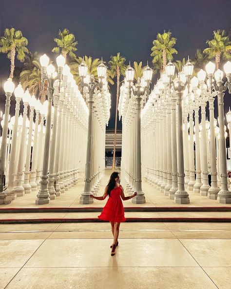 Urban Lights Los Angeles, Los Angeles Trip, Los Angeles Bucket List, Bucket List Places, Urban Lights, Los Angeles Travel, Urban Lighting, Romantic Places, Instagram Worthy