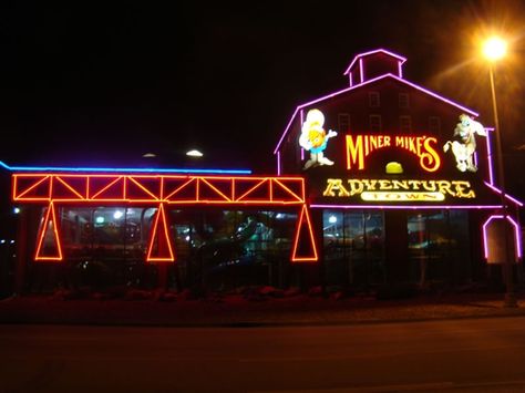 Miner Mike's Indoor Family Fun Center - Osage Beach, MO - Kid frien... - Trekaroo Ozarks Vacation, Osage Beach Missouri, Midwest Travel Destinations, Family Fun Center, Midwest Vacations, Ozarks Missouri, Road Trip Across America, Lake Ozark, Osage Beach