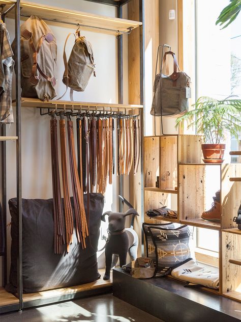 Belt Display Retail, Clothing Boutique Decor, Pet Store Design, Shoe Store Design, Belt Display, Retail Space Design, Retail Interior Design, Leather Store, Showroom Interior Design