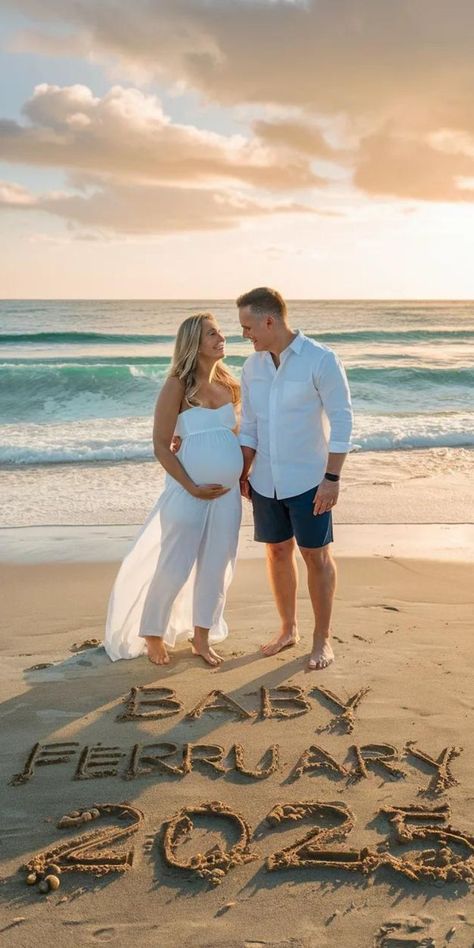 couple announcing their pregnancy on the beach Beach Picnic Gender Reveal, Maternity Photo Shoot On Beach, Gender Reveal Beach Pictures, Beach Baby Announcement Pictures, Gender Reveal On Beach, Pregnancy Announcement On The Beach, Baby Announcement Beach Ideas, Unique Baby Reveal Ideas, Maternity Photography Beach Poses